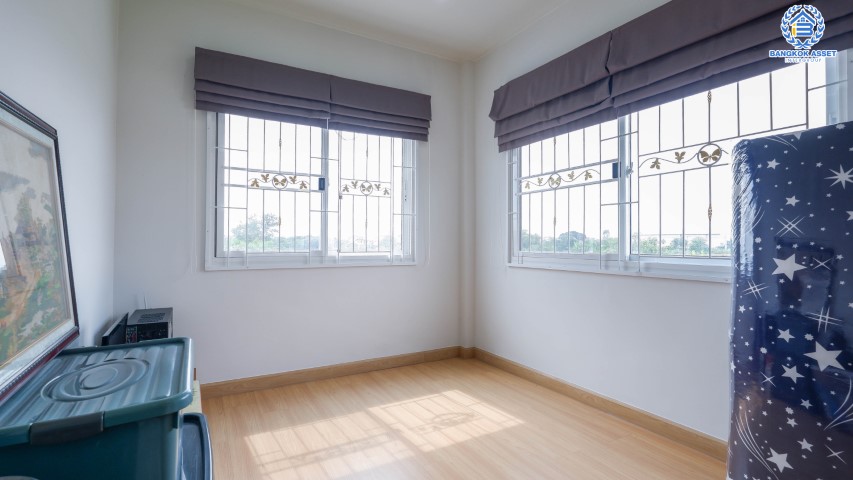 *****ทาวน์เฮ้าส์มือสองย่านปทุมธานี ม.ศุภาลัย เบลล่า กรุงเทพ-ปทุมธานี หลังมุม! เนื้อที่เยอะถึง 29.5 ตร.ว. ฟังก์ชัน 3 ห้องนอน 2 ห้องน้ำ 2 ที่จอดรถ ต่อเติมครัว แถมเฟอร์นิเจอร์ทั้งหลัง ทำเลเชื่อมต่อถ.กรุงเทพฯ-ปทุมธานี, ถ.กาญจนาภิเษก